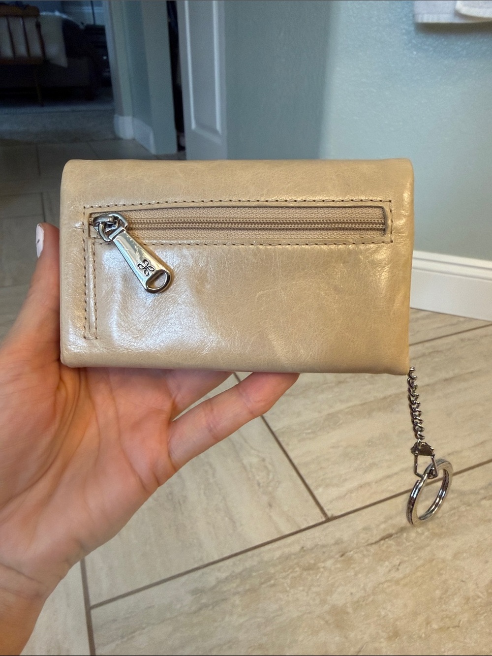 HOBO Lacy Leather Mini Wallet - Picture 4 of 16